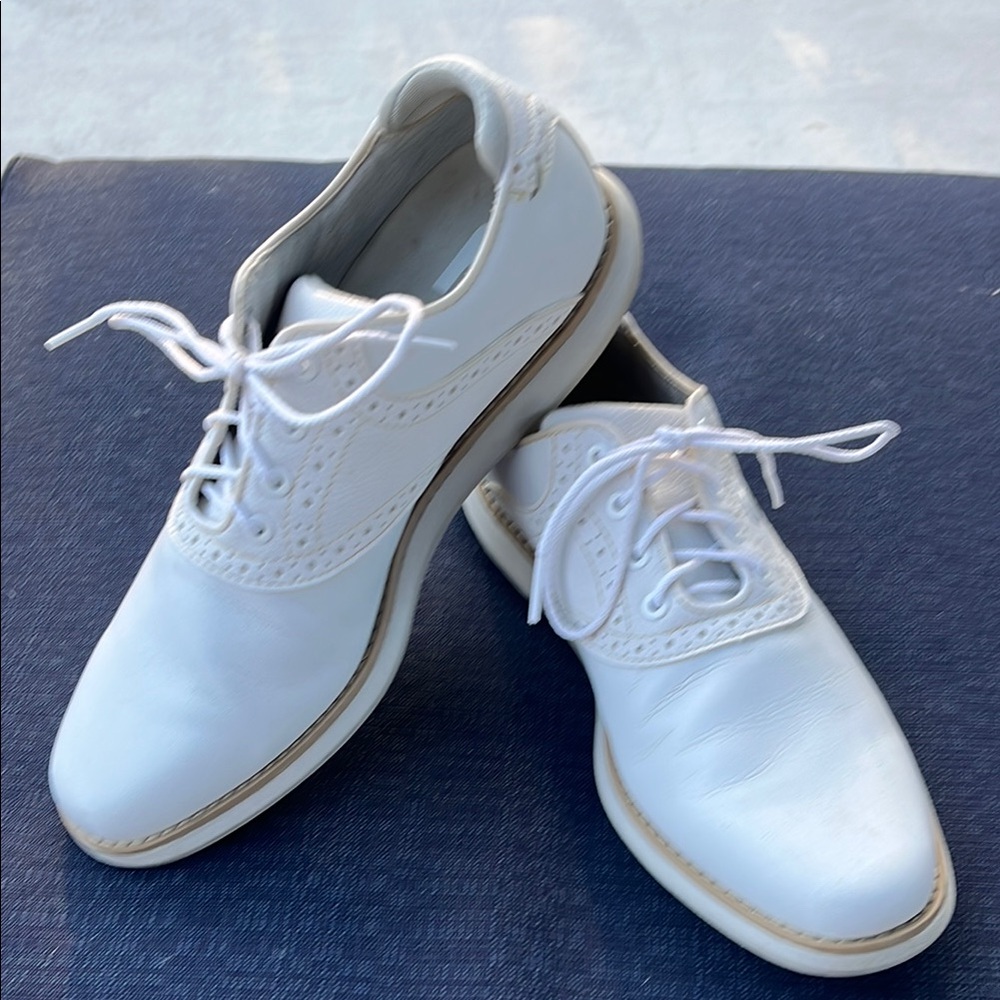 Classic Women Golf Shoes